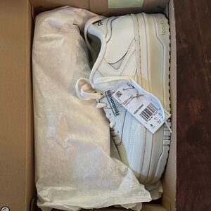 Reebok Club C Extra Women's Tennis Shoes - Chalk and Green